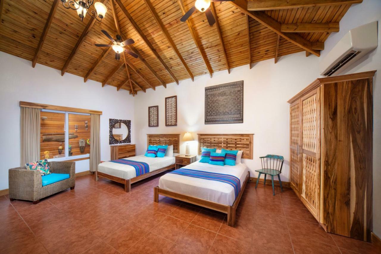 Mr. Tucan Hotel ويست ايند المظهر الخارجي الصورة